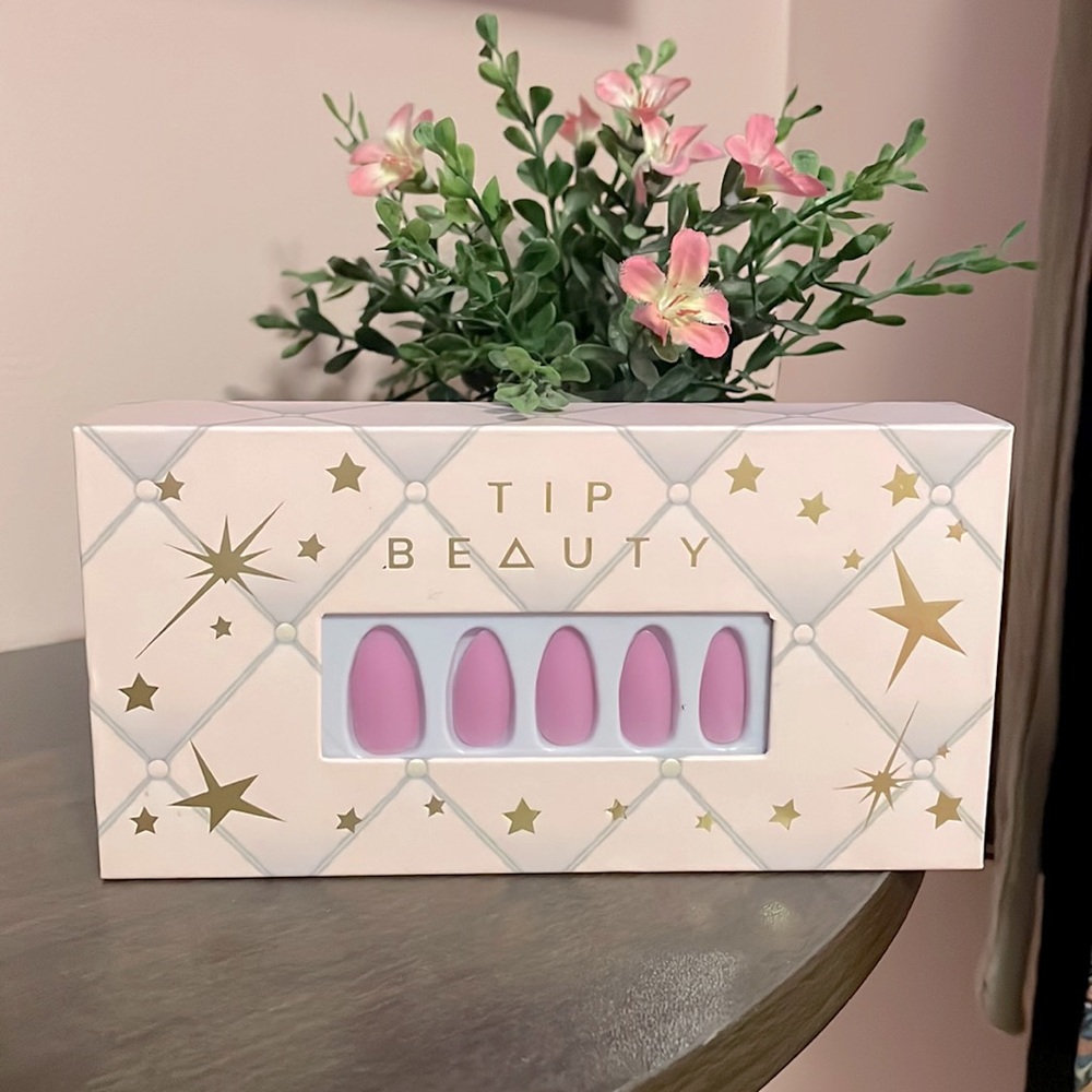 Tip Beauty Selfie Pink Nail Tips | 24 Faux Nails & Specialized Nail Glue